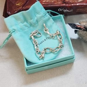 Tiffany & Co oval clasping link bracelet ONLY